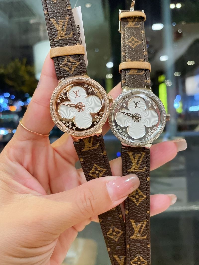 LOUIS VUITTON Watches